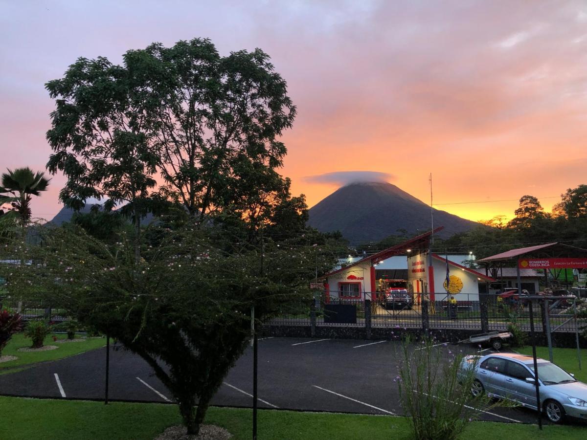 Condo'S Vista Al Volcan La Fortuna Eksteriør billede